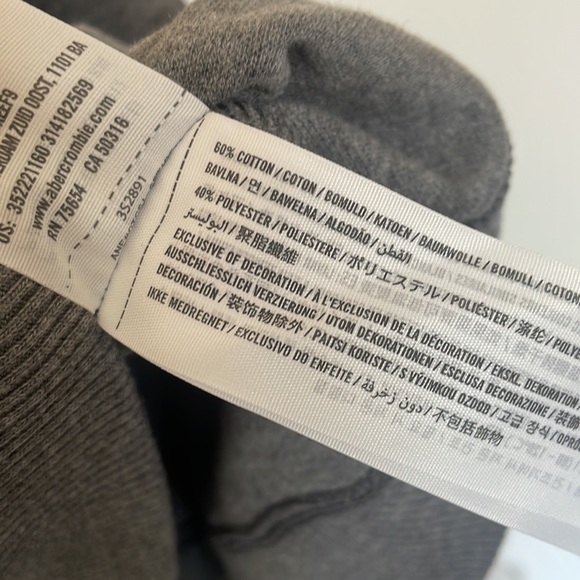 NWT Hollister “Brunch Like You Mean It” Crew Neck Sweatshirt, Grey - Picture 6 of 6